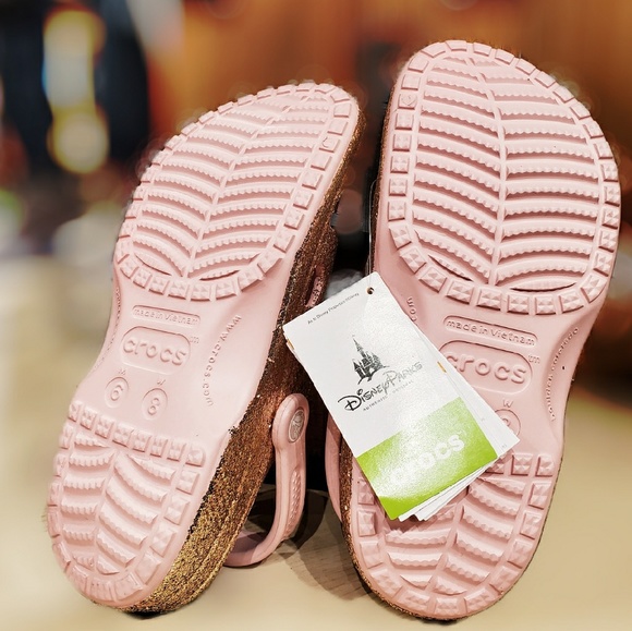 DISNEY ROSE GOLD PINK CROCS - Picture 7 of 7